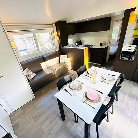 Campsite Toppyholidays De Pujol In Argele's-sur-mer *